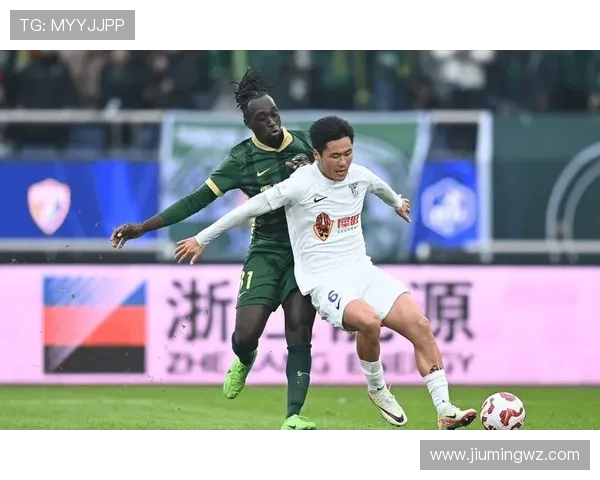 中超精彩对决大连队迎战重庆队视频回顾与精彩瞬间解析