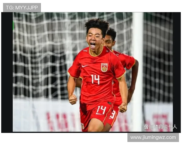 中国男足对阵朝鲜精彩录像集锦回顾与分析